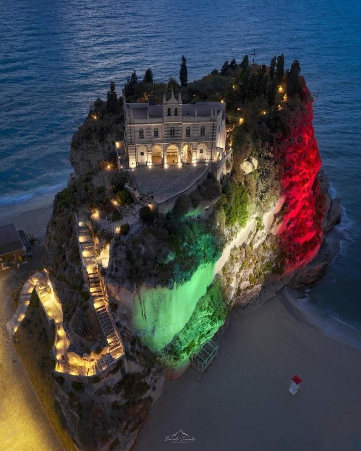 Caia Appartamenti Tropea Exterior photo